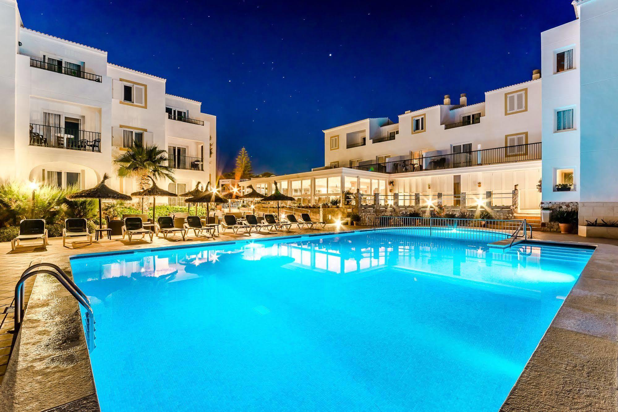 Apartamentos Blancala Κάλα Μπλάνκα Εξωτερικό φωτογραφία