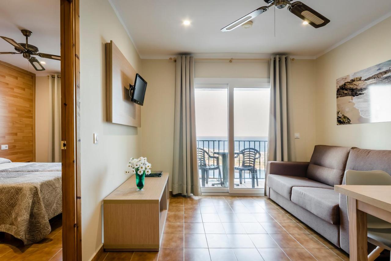 Apartamentos Blancala Κάλα Μπλάνκα Εξωτερικό φωτογραφία
